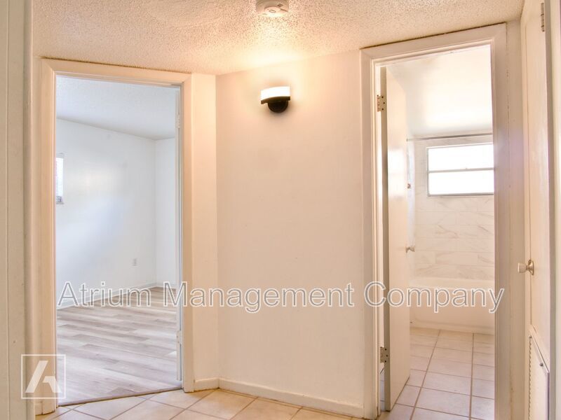 Charming 2 Bedroom, 1 Bath Apartment in Lake Cherokee/Lake Davis Area property image