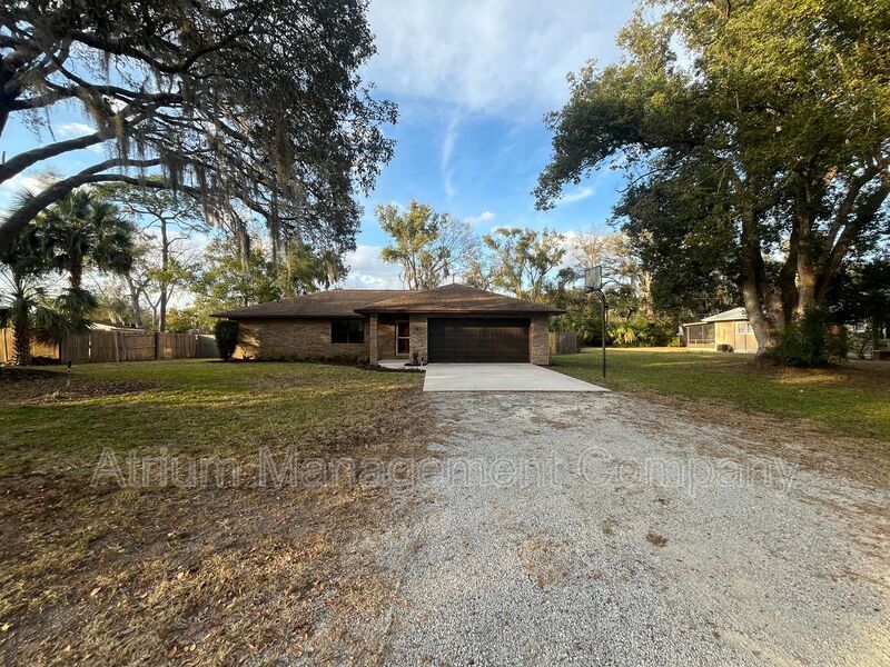 Move-In Ready! 2 Bedroom Home with No HOA + Fenced Yard property image