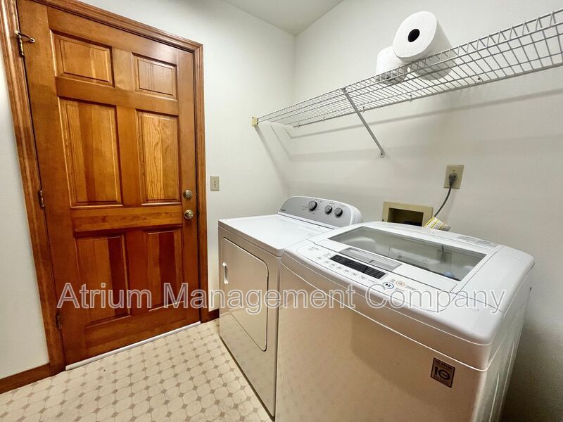 Move-In Ready! 2 Bedroom Home with No HOA + Fenced Yard property image