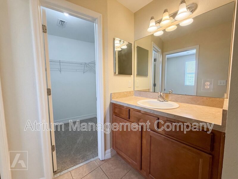 Spacious 2-Bedroom Apartment in Orlando, FL 32804 | Move-In Ready at North Pointe Place property image