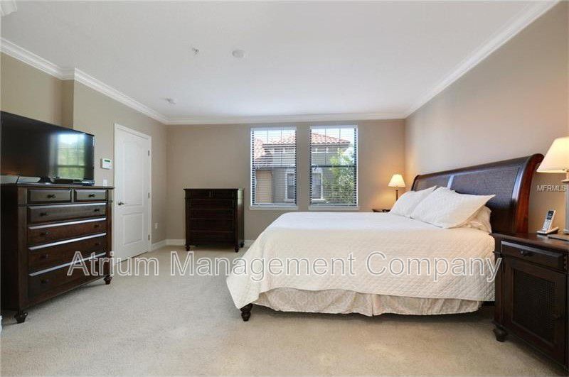 Amazing 4 Bed 3.5 Bath FULLY FURNISHED gated Town House in Lake Mary, FL! FULLY FURNISHED!!! property image