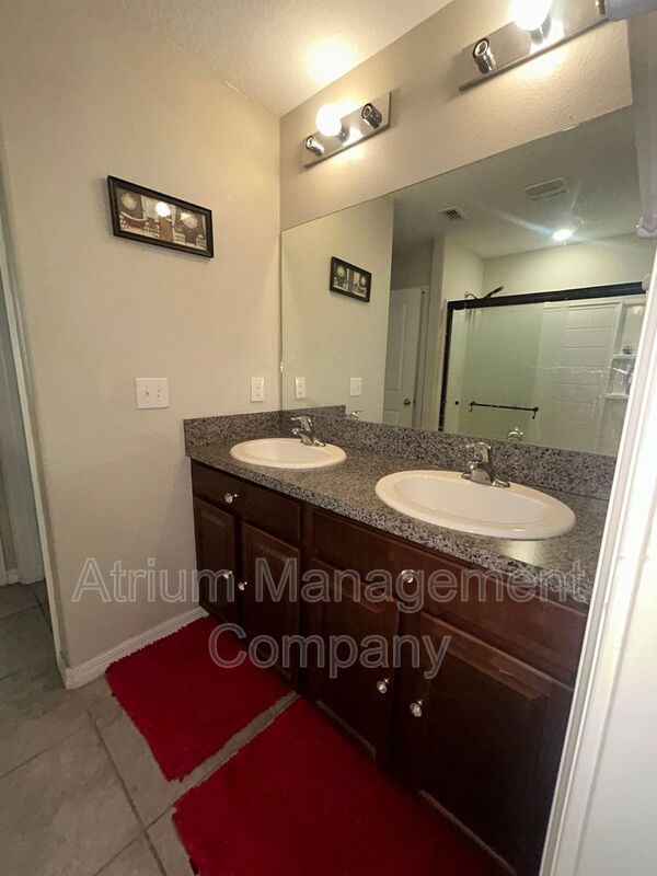 Beautiful 4-Bedroom Home for Rent in Wimauma, FL – Exceptional Value and Amenities property image