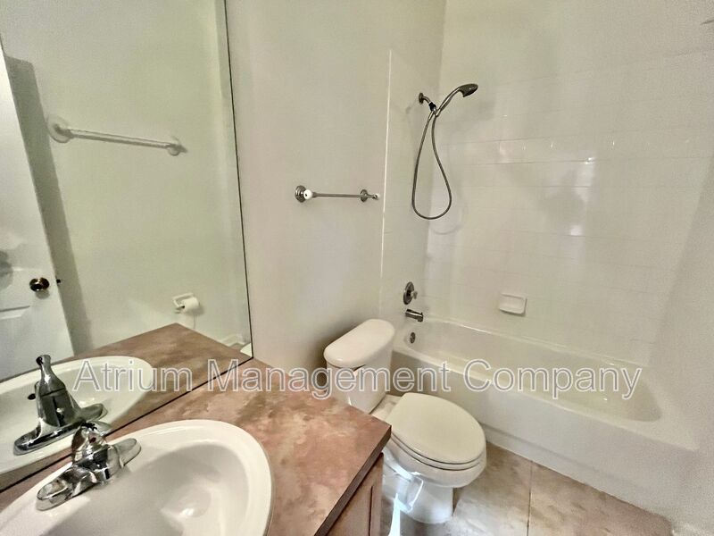 Beautiful 3 Bed 2 Bath Home for Rent in Lake Mary, FL! property image