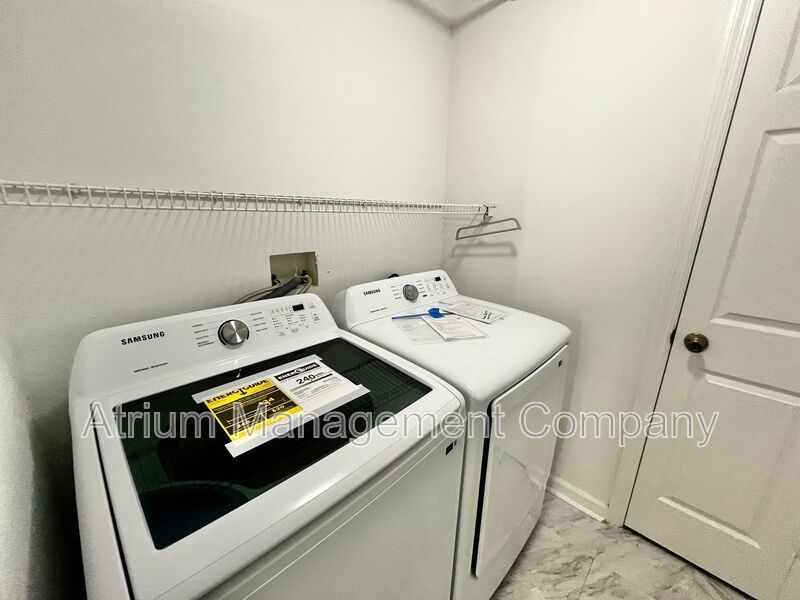 Beautiful 3 Bed 2 Bath Home for Rent in Lake Mary, FL! property image