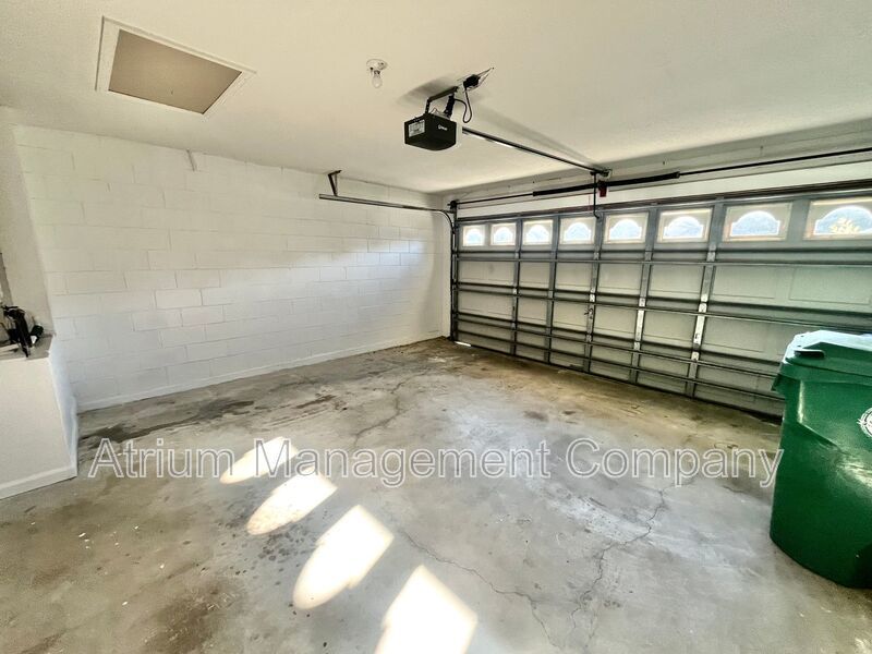 Beautiful 3 Bed 2 Bath Home for Rent in Lake Mary, FL! property image