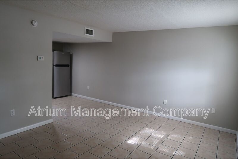 Charming WATERFRONT 1 Bed 1 Bath  Apartment for Rent in Tampa, FL! property image