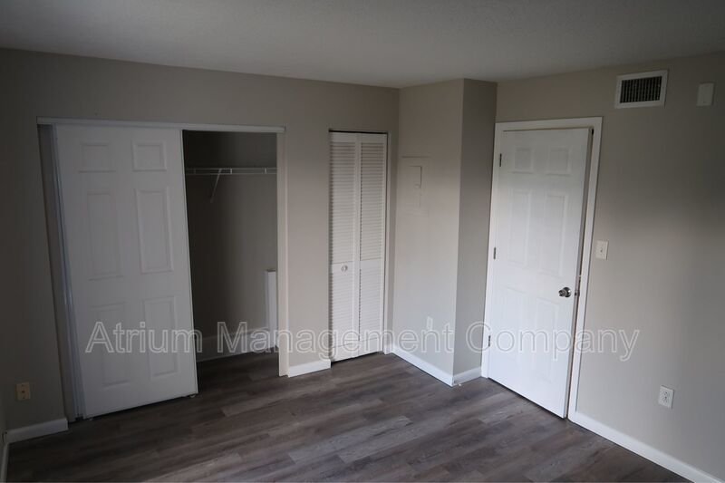 Charming WATERFRONT 1 Bed 1 Bath  Apartment for Rent in Tampa, FL! property image