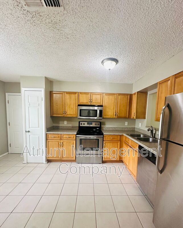 Beautiful 3 Bedroom 2 Bathroom Winter Springs Home for Rent AVAILABLE JUNE 10th!!!!! property image
